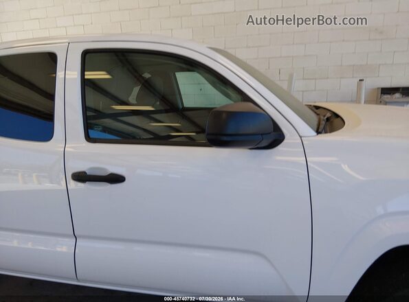 3TYRX5GN1NT051503 2022 TOYOTA TACOMA White Սալոնի հետևի տեսք