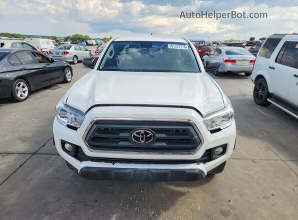 3TYRX5GN1NT065028 2022 TOYOTA TACOMA White Widok z przodu