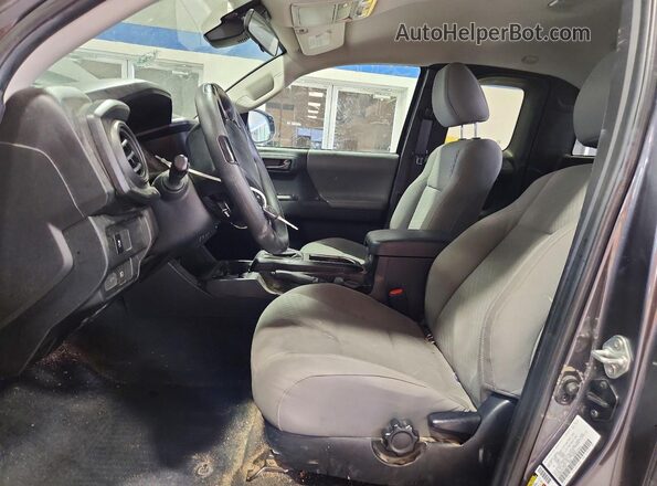 3TYRX5GN2PT077935 2023 TOYOTA TACOMA Gray Vista interior delantera