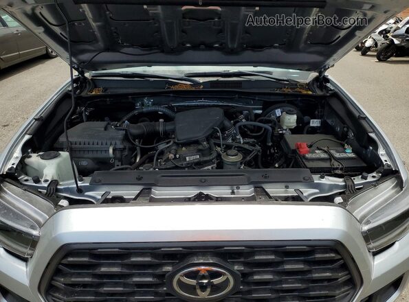 3TYRX5GN4NT051091 2022 TOYOTA TACOMA Silver უკანა სალონის ხედი
