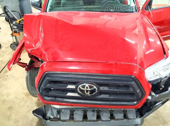 3TYRX5GN6PT067943 2023 TOYOTA TACOMA Red Widok wnętrza z tyłu