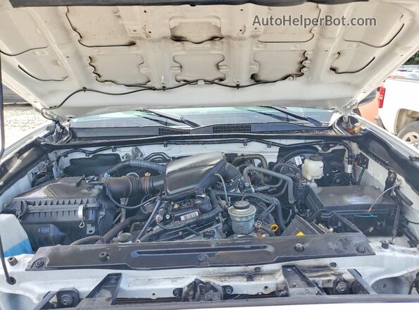 3TYRX5GN6PT082913 2023 TOYOTA TACOMA White Սալոնի հետևի տեսք