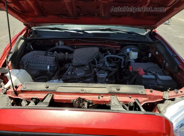 3TYSX5EN2NT016666 2022 TOYOTA TACOMA Red Widok wnętrza z tyłu