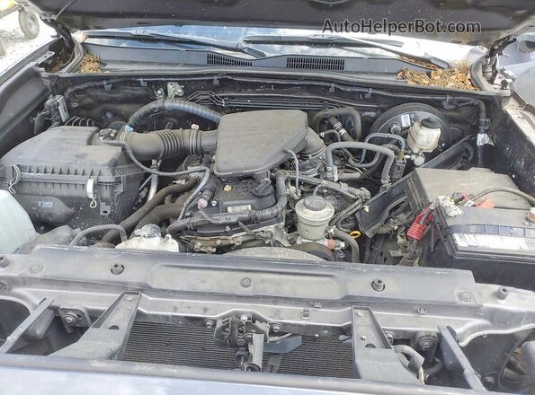 3TYSX5EN3NT017163 2022 TOYOTA TACOMA Gray Rear interior view