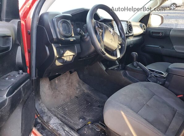 3TYSX5EN9NT011867 2022 TOYOTA TACOMA Red Առջևի վահանակի տեսք