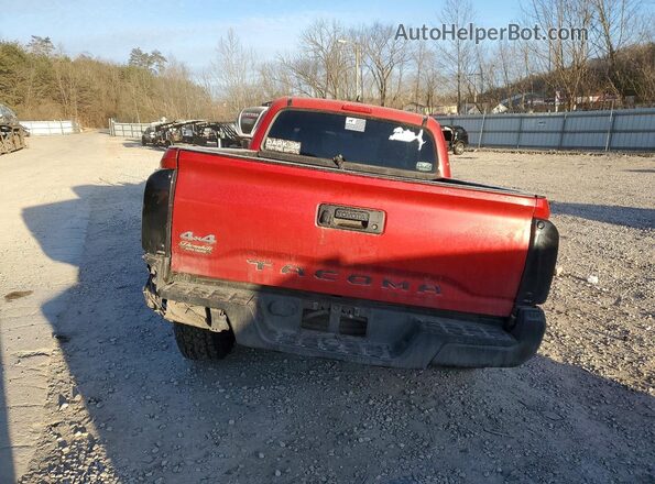 3TYSX5EN9NT011867 2022 TOYOTA TACOMA Red Հետևի տեսք