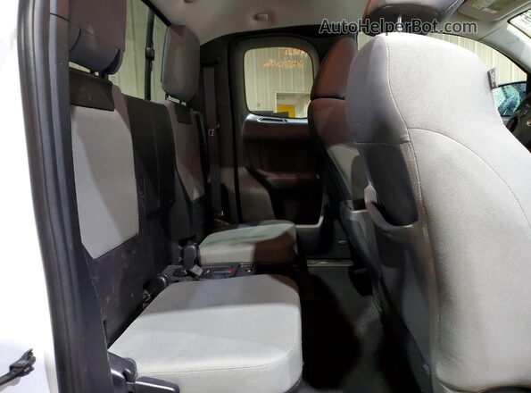 3TYSX5ENXMT003694 2021 TOYOTA TACOMA White Widok tylnych siedzeń