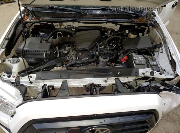 3TYSX5ENXMT003694 2021 TOYOTA TACOMA White Widok wnętrza z tyłu