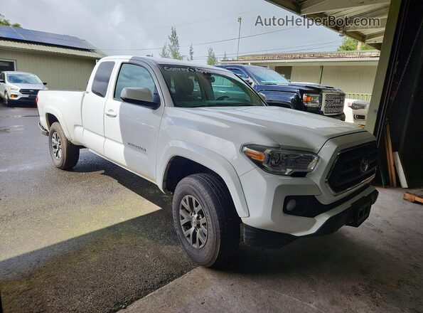 3TYSZ5AN1PT121797 2023 TOYOTA TACOMA White Front right