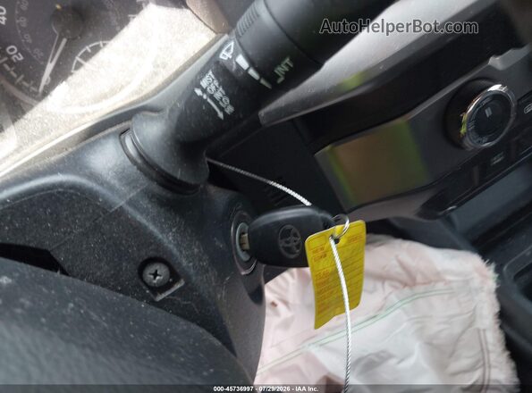3TYSZ5AN3NT102309 2022 TOYOTA TACOMA Красный Вид панели приборов