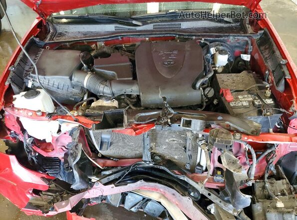 3TYSZ5AN4NT091949 2022 TOYOTA TACOMA Red Սալոնի հետևի տեսք