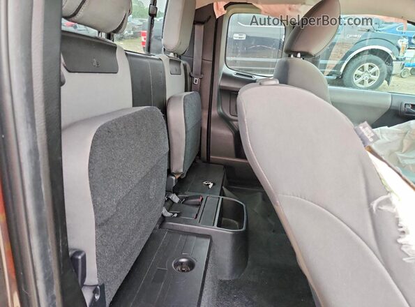 3TYSZ5AN7PT107760 2023 TOYOTA TACOMA Gray Вид задніх сидінь