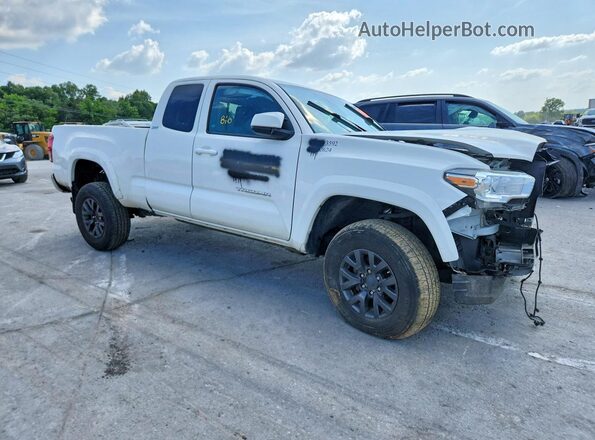 3TYSZ5AN9MT014508 2021 TOYOTA TACOMA White Front right