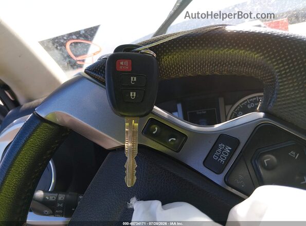 3TYSZ5ANXNT090823 2022 TOYOTA TACOMA Белый Вид панели приборов