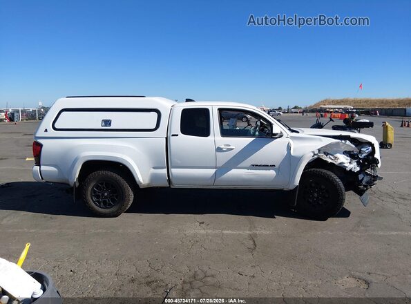 3TYSZ5ANXNT090823 2022 TOYOTA TACOMA Белый Панорамный вид салона 360°