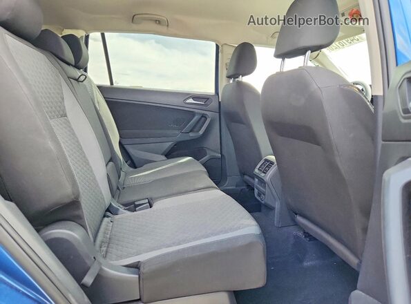 3VV0B7AX0KM043737 2019 VOLKSWAGEN TIGUAN Blue Widok wnętrza z tyłu
