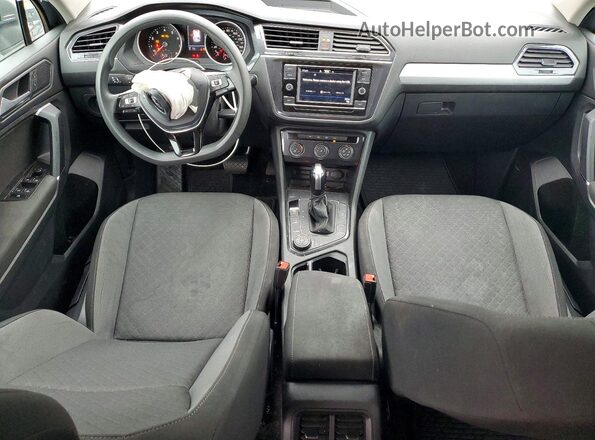 3VV0B7AX1LM118799 2020 VOLKSWAGEN TIGUAN Серебряный Вид панели приборов