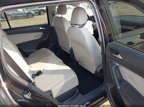 3VV0B7AX2JM091089 2018 VOLKSWAGEN TIGUAN Black VIN կոդի պիտակի տեսք