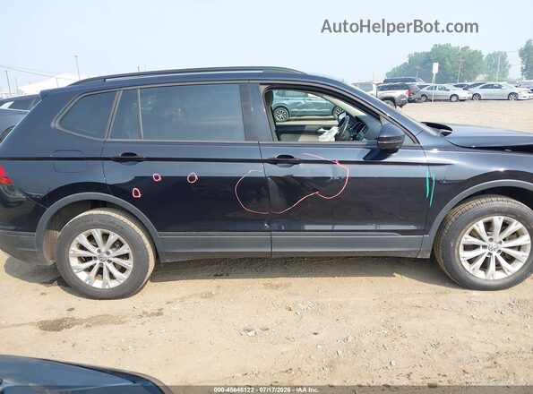 3VV0B7AX2JM091089 2018 VOLKSWAGEN TIGUAN Black Սալոնի հետևի տեսք