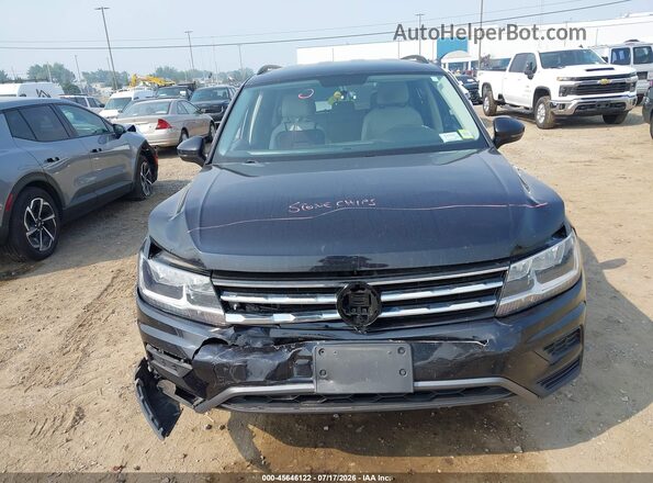 3VV0B7AX2JM091089 2018 VOLKSWAGEN TIGUAN Black Սարքավորումների վահանակի տեսք