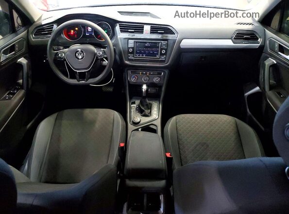 3VV0B7AX3KM188268 2019 VOLKSWAGEN TIGUAN Gray Vista del salpicadero