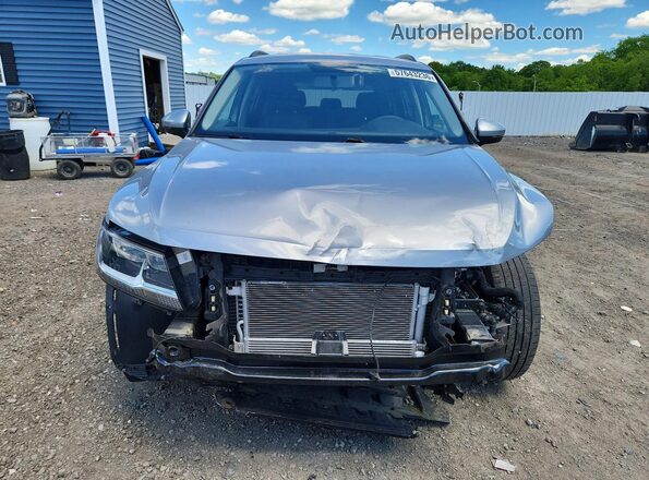 3VV0B7AX3MM115730 2021 VOLKSWAGEN TIGUAN Silver Widok z przodu