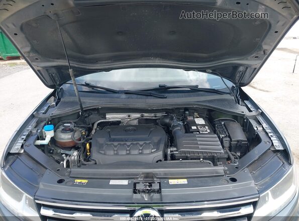 3VV0B7AX4JM044145 2018 VOLKSWAGEN TIGUAN Gray Հետևի տեսք