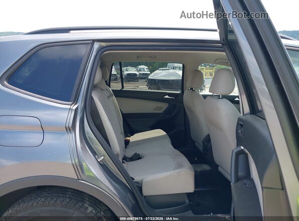 3VV0B7AX4JM044145 2018 VOLKSWAGEN TIGUAN Gray VIN կոդի պիտակի տեսք