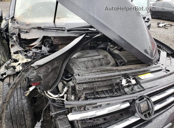 3VV0B7AX4MM015295 2021 VOLKSWAGEN TIGUAN Black Vista interior trasera