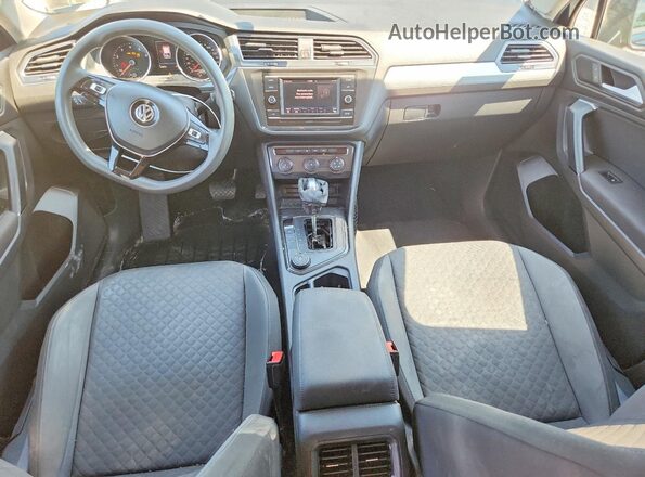 3VV0B7AX5KM118285 2019 VOLKSWAGEN TIGUAN Бирюзовый Вид панели приборов