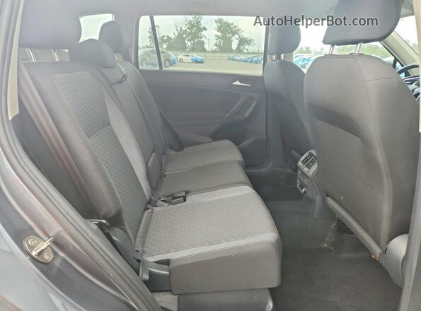 3VV0B7AX5LM148825 2020 VOLKSWAGEN TIGUAN Gray Вид задньої частини салону