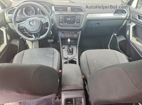 3VV0B7AX5LM148825 2020 VOLKSWAGEN TIGUAN Gray Вид панелі приладів