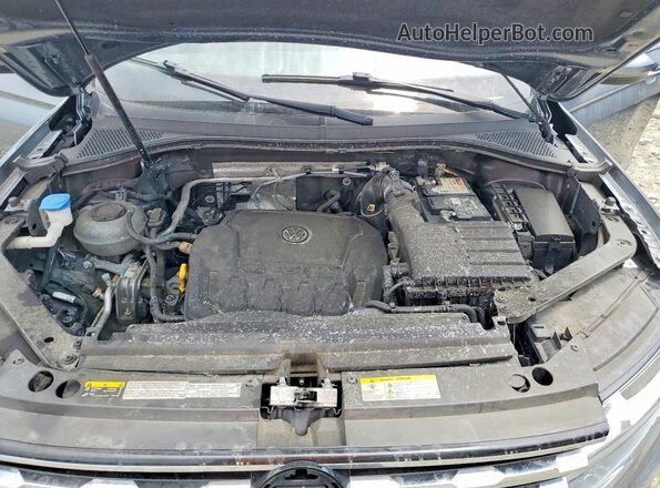 3VV0B7AX5MM000949 2021 VOLKSWAGEN TIGUAN Gray Vista del compartimento del motor