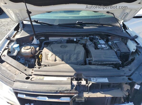 3VV0B7AX7KM201426 2019 VOLKSWAGEN TIGUAN White Vista del compartimento del motor