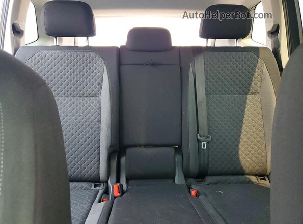 3VV0B7AX9JM092269 2018 VOLKSWAGEN TIGUAN Gray Вид задніх сидінь