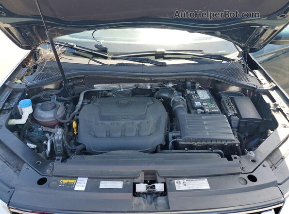3VV1B7AX0KM101818 2019 VOLKSWAGEN TIGUAN Green ძრავის განყოფილების ხედი