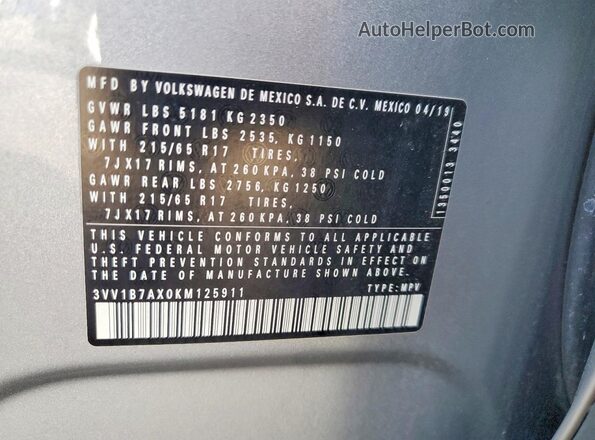 3VV1B7AX0KM125911 2019 VOLKSWAGEN TIGUAN Silver Widok wnętrza 360 stopni