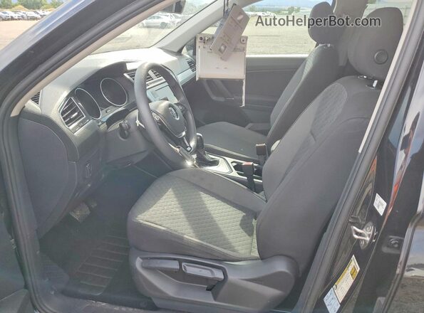 3VV1B7AX0LM058843 2020 VOLKSWAGEN TIGUAN Black წინა სალონის ხედი
