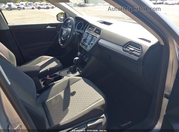 3VV1B7AX0LM063797 2020 VOLKSWAGEN TIGUAN Silver Вид салону спереду