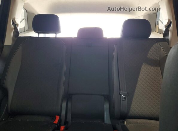 3VV1B7AX0MM077099 2021 VOLKSWAGEN TIGUAN Blue Հետևի նստատեղերի տեսք