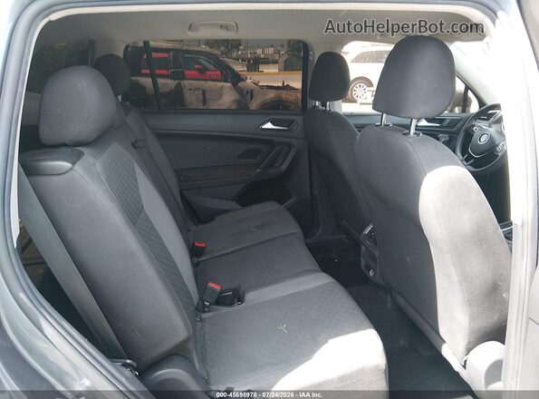 3VV1B7AX1JM119128 2018 VOLKSWAGEN TIGUAN Gray VIN sticker view