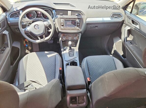 3VV1B7AX1KM101679 2019 VOLKSWAGEN TIGUAN Black Widok deski rozdzielczej