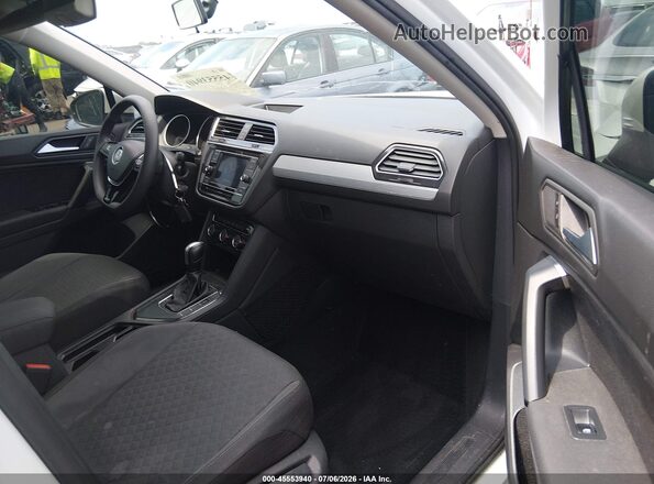 3VV1B7AX1KM139560 2019 VOLKSWAGEN TIGUAN White Вид салону спереду