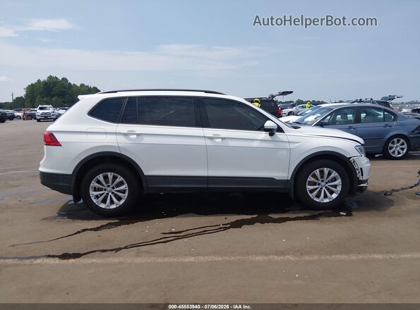 3VV1B7AX1KM139560 2019 VOLKSWAGEN TIGUAN White Вид задньої частини салону