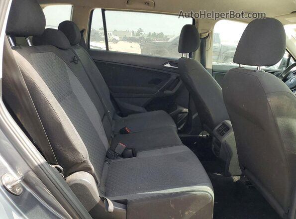 3VV1B7AX1LM134523 2020 VOLKSWAGEN TIGUAN Gray Vista de los asientos traseros