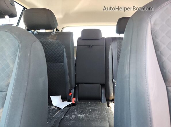 3VV1B7AX2JM115251 2018 VOLKSWAGEN TIGUAN Black Vista de los asientos traseros