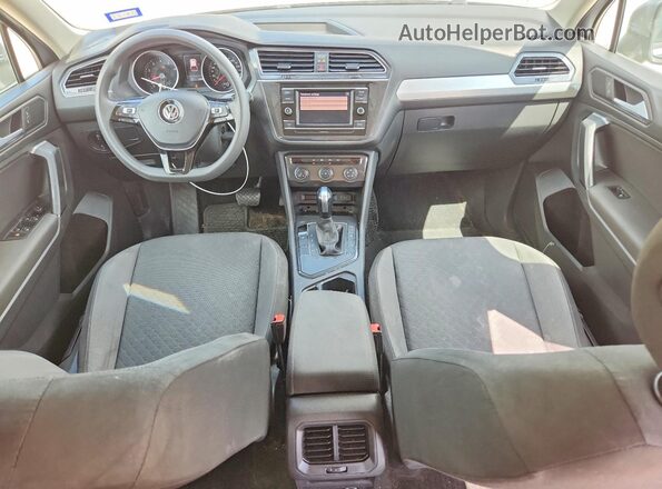 3VV1B7AX2KM088084 2019 VOLKSWAGEN TIGUAN Silver Вид панелі приладів