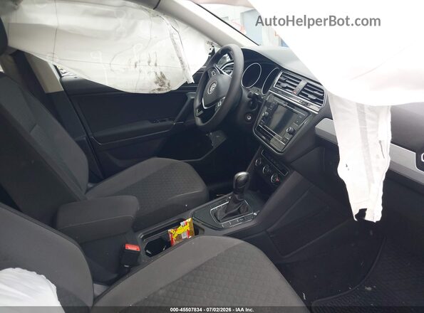 3VV1B7AX3LM055810 2020 VOLKSWAGEN TIGUAN White Вид салону спереду