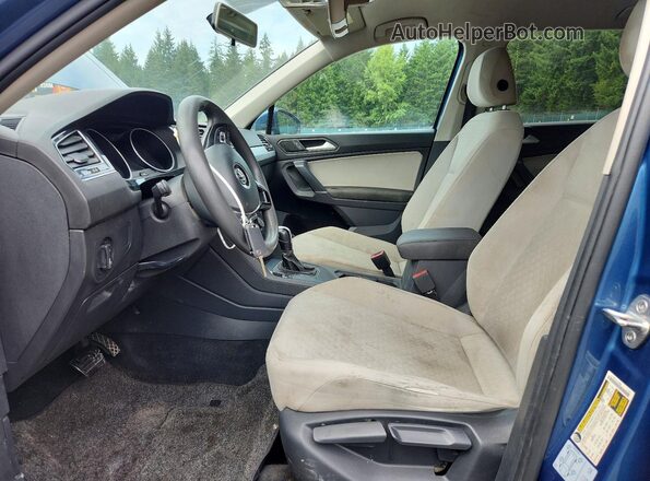 3VV1B7AX3LM059758 2020 VOLKSWAGEN TIGUAN Blue Vista interior delantera