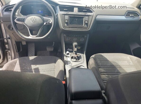 3VV1B7AX3NM028321 2022 VOLKSWAGEN TIGUAN Silver წინა პანელის ხედი